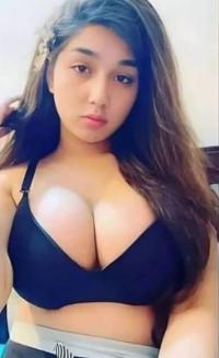 Zeytinburnu Escort Bayan Çağlayla Rüya Gibi Bir Gece Yaşayın